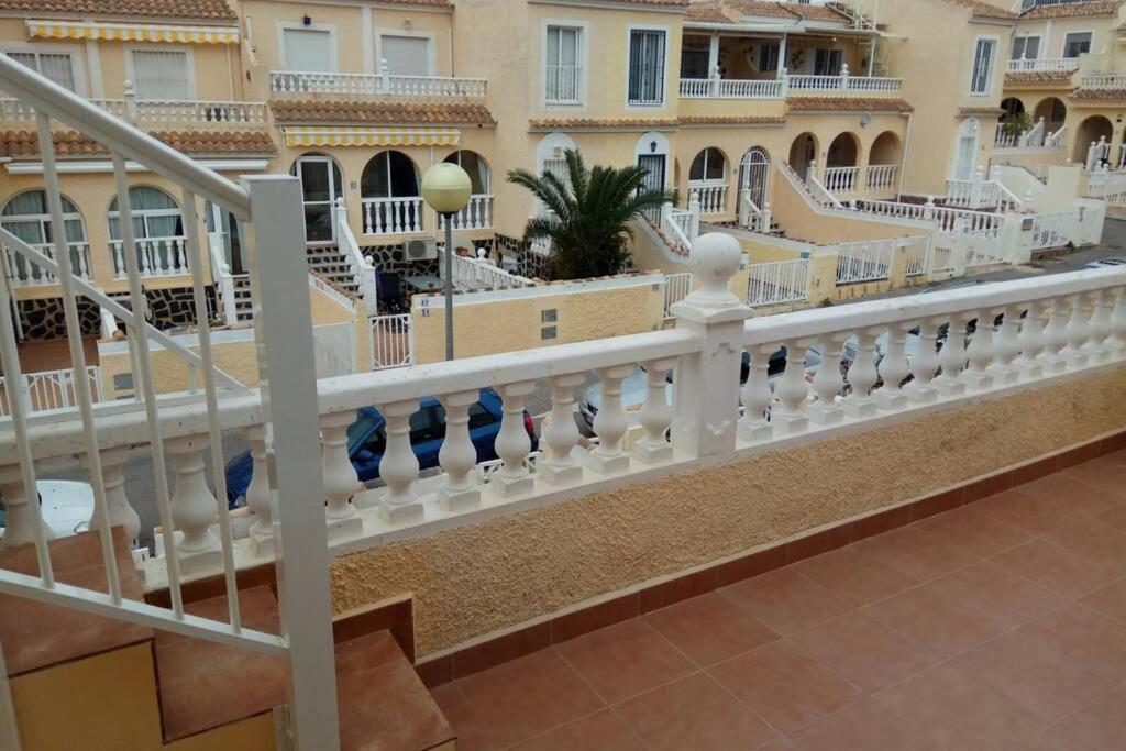 Bungalow Moderno Luminoso Terraza Solarium Patio Puerto Marino 外观 照片